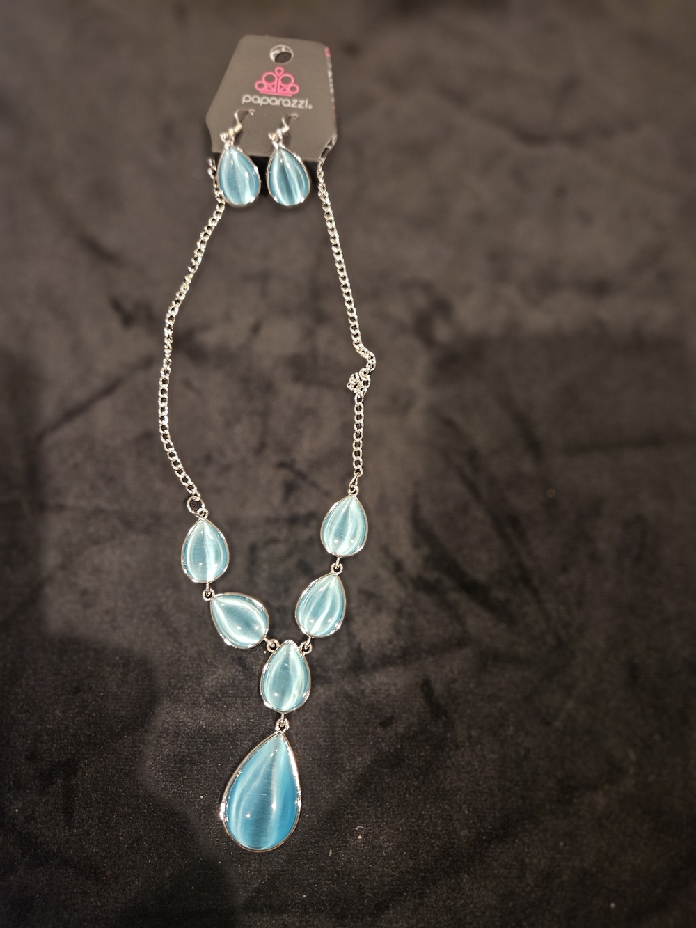 Paparazzi Teardrop Blue Statement Necklace and Earring Set